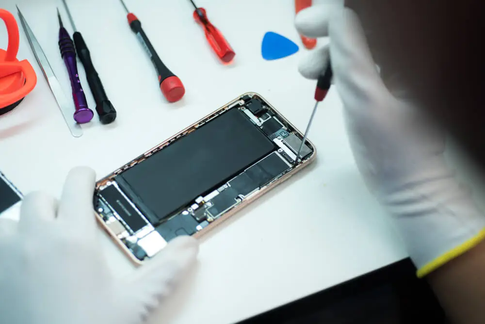 Serwis baterii iPhone - diagnostyka problemów z baterią Apple iPhone